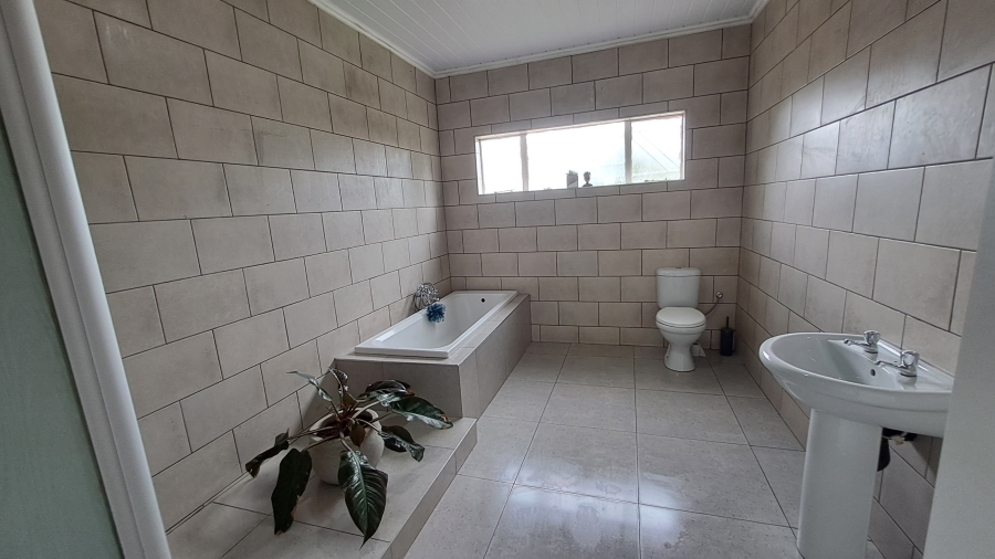 3 Bedroom Property for Sale in Frankfort Free State